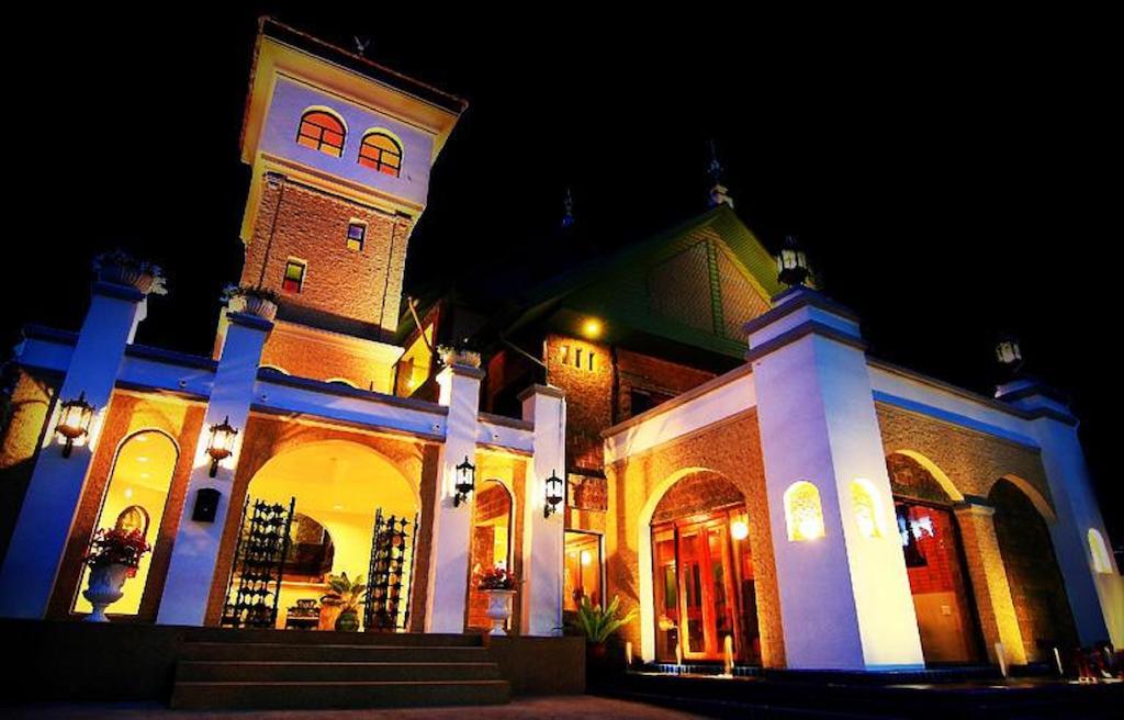 מלון The Castle צ'יאנג מאי מראה חיצוני תמונה